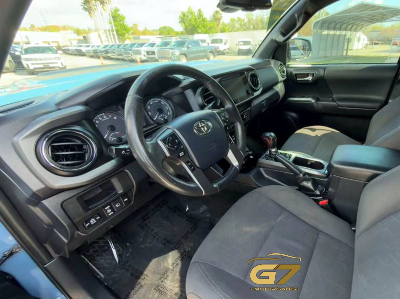 Used 2019 Toyota Tacoma TRD Sport AWD/4WD image 15