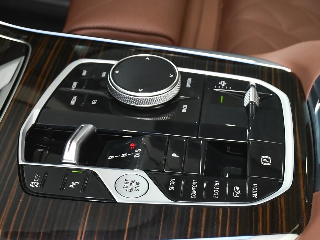 Used 2026 BMW X7 xDrive40i image 57