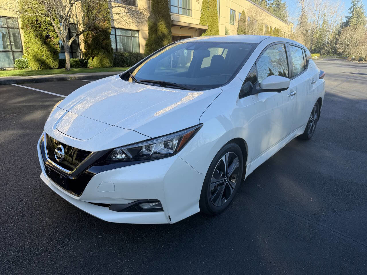 Used 2020 Nissan Leaf SV w/ SV Technology Package