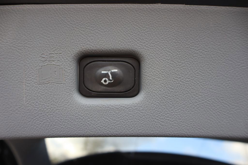 Used 2020 Lincoln Nautilus Reserve w/ Equipment Group 201A AWD/4WD image 28