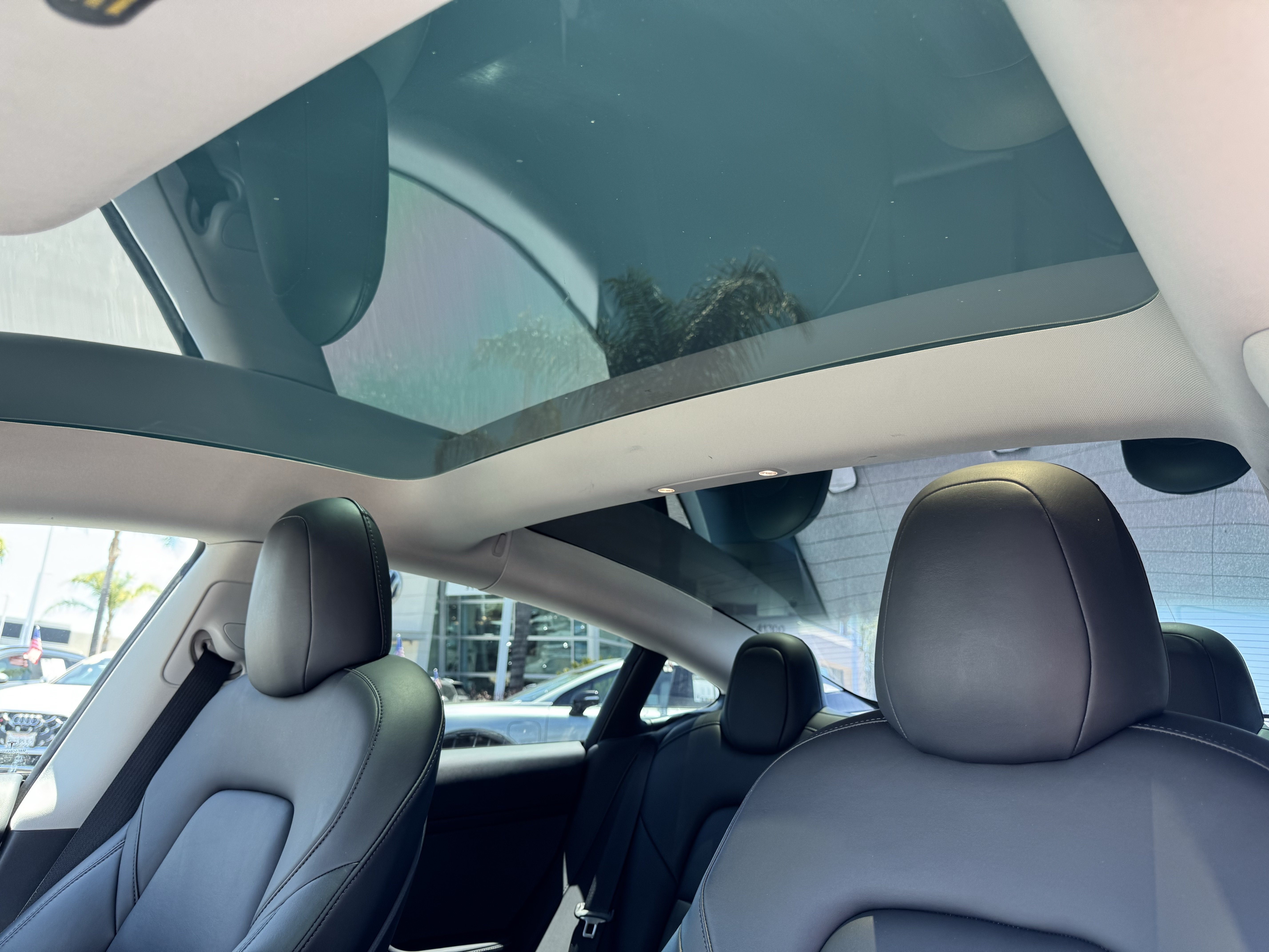 Used 2022 Tesla Model 3 Long Range AWD/4WD image 27