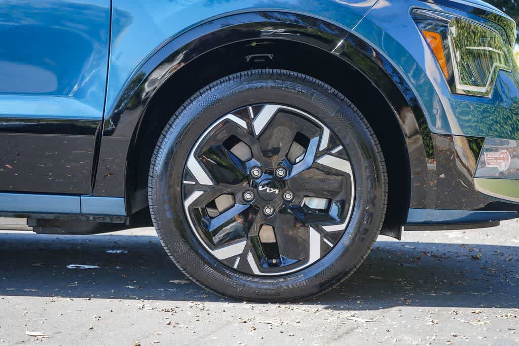 Used 2024 Kia Niro Wave FWD image 9