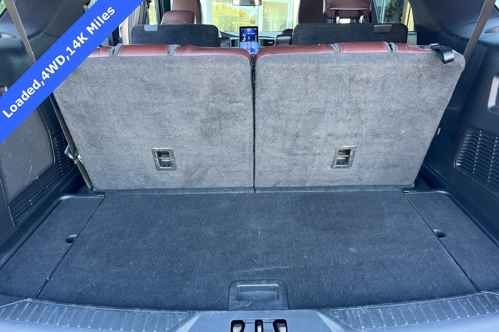 Used 2022 Ford Explorer Platinum w/ Equipment Group 601A image 16