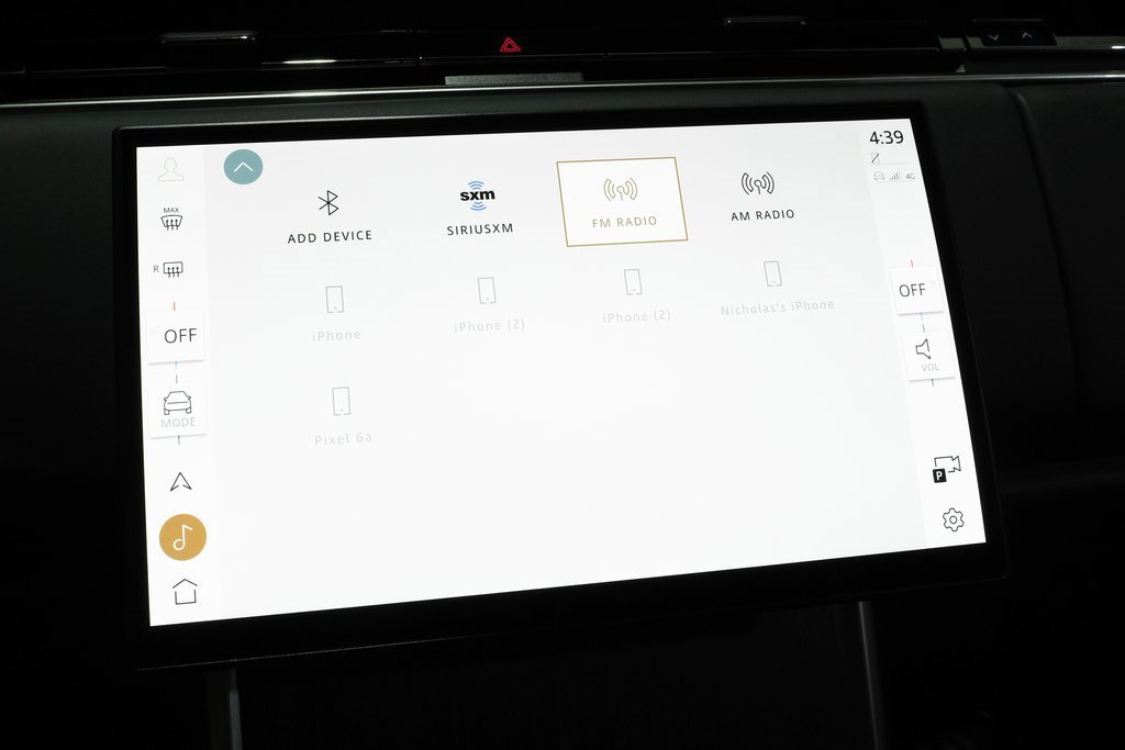 Used 2024 Land Rover Range Rover SE image 27