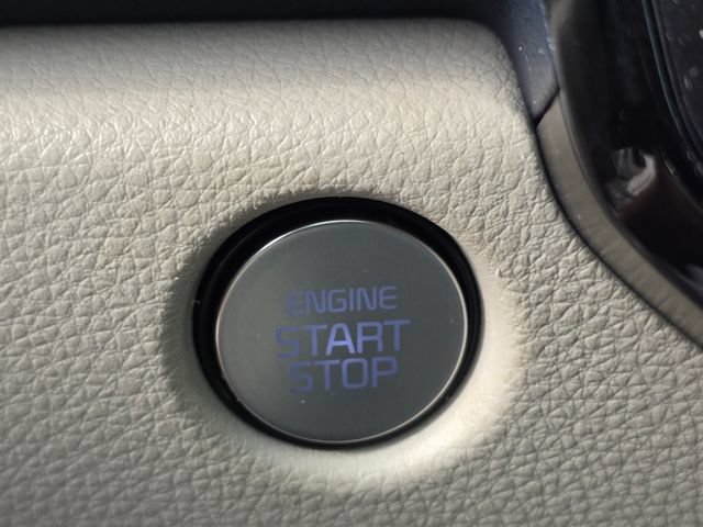 Used 2025 Kia Carnival SX FWD image 32