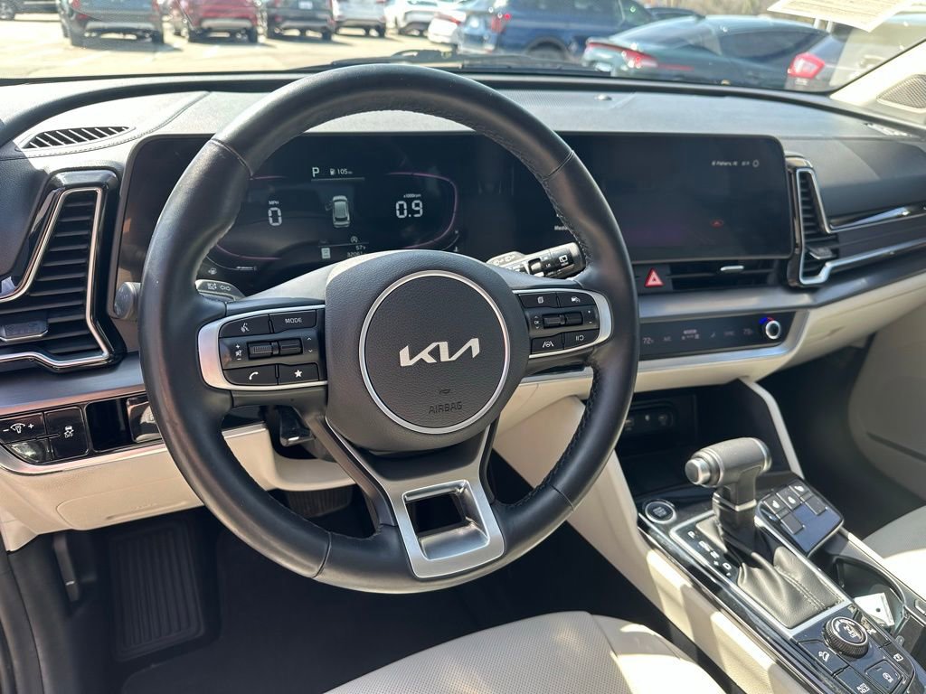 Used 2023 Kia Sportage EX image 14