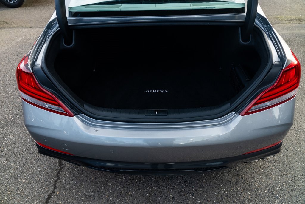 Used 2021 Genesis G70 2.0T w/ Elite Package image 7