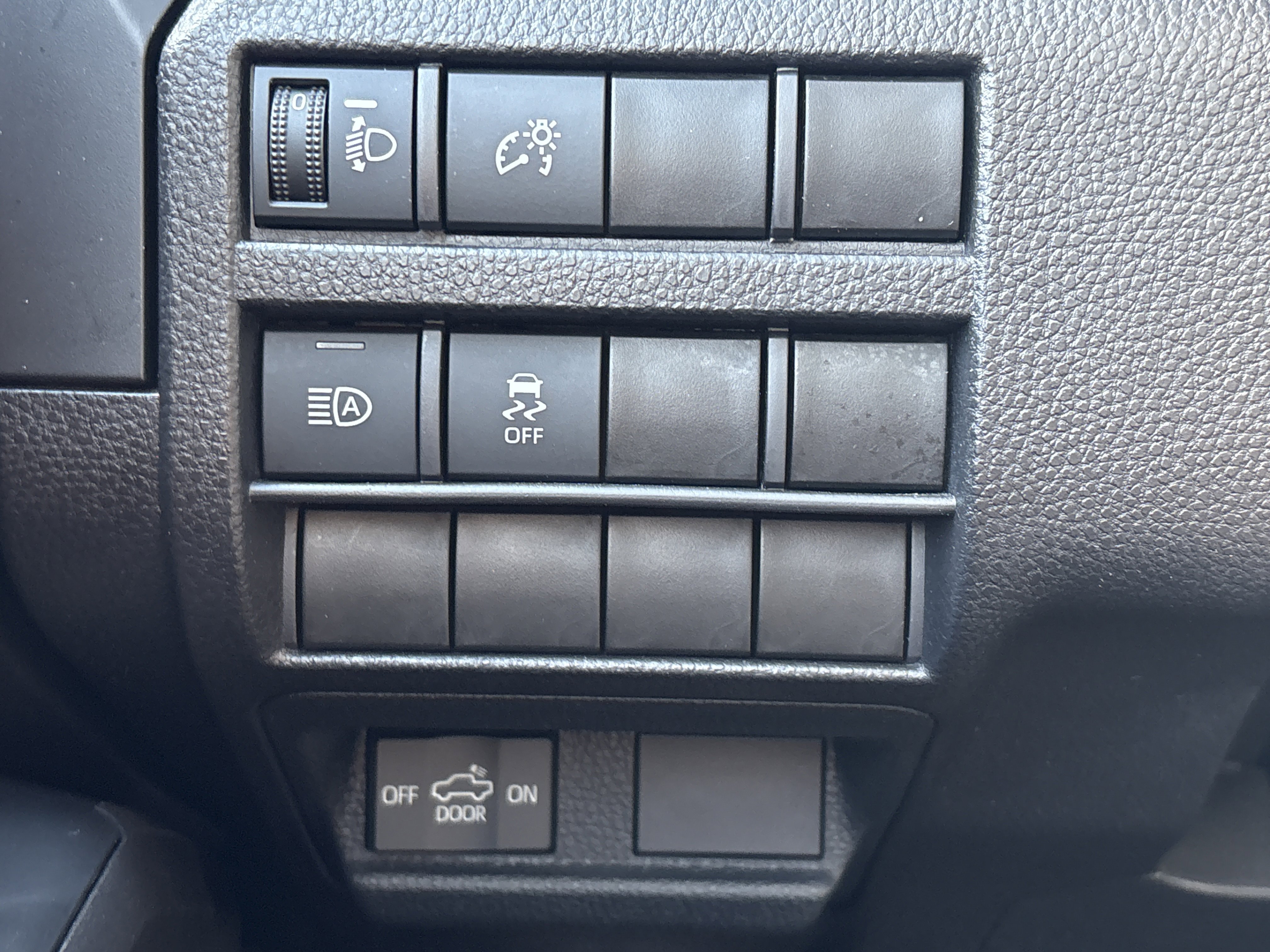 Used 2024 Toyota Tacoma SR image 27