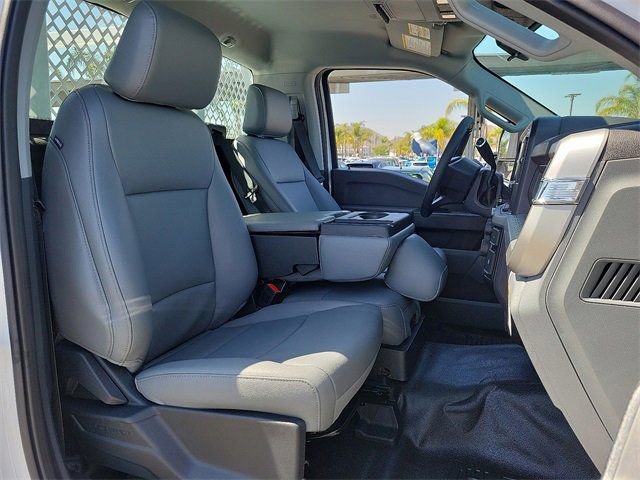 New 2025 Ford F550 2WD Regular Cab Super Duty image 22
