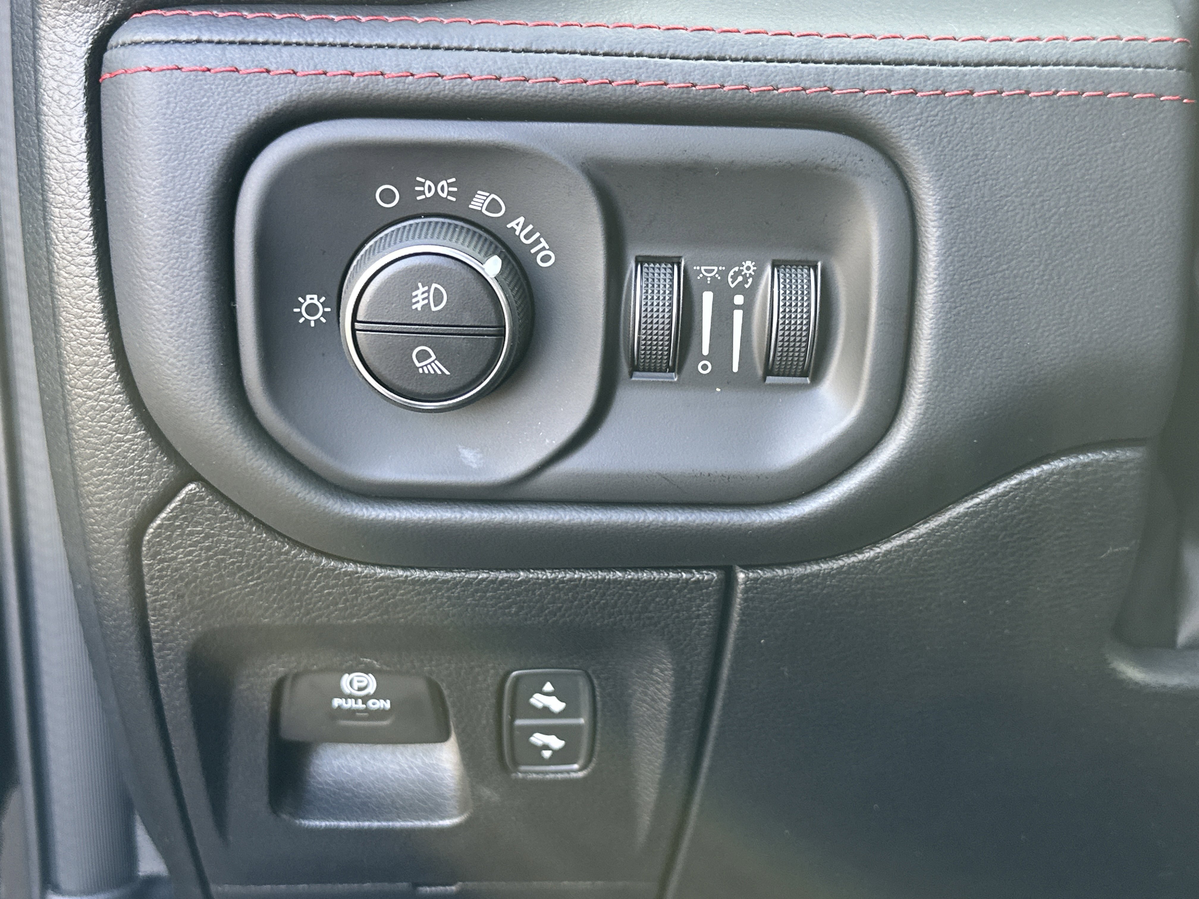 New 2026 RAM 1500 RHO w/ RHO Level 1 Equipment Group image 13