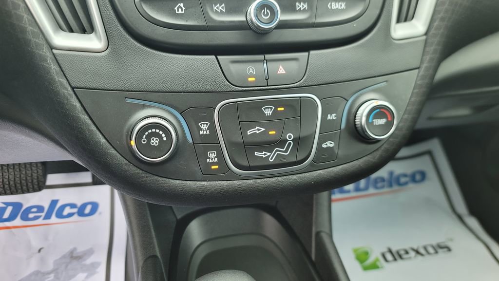 Used 2025 Chevrolet Malibu RS w/ LPO, Floor Liner Package image 22