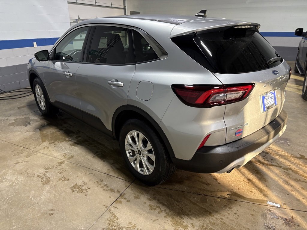 Used 2023 Ford Escape Active w/ Tech Pack #2 image 6