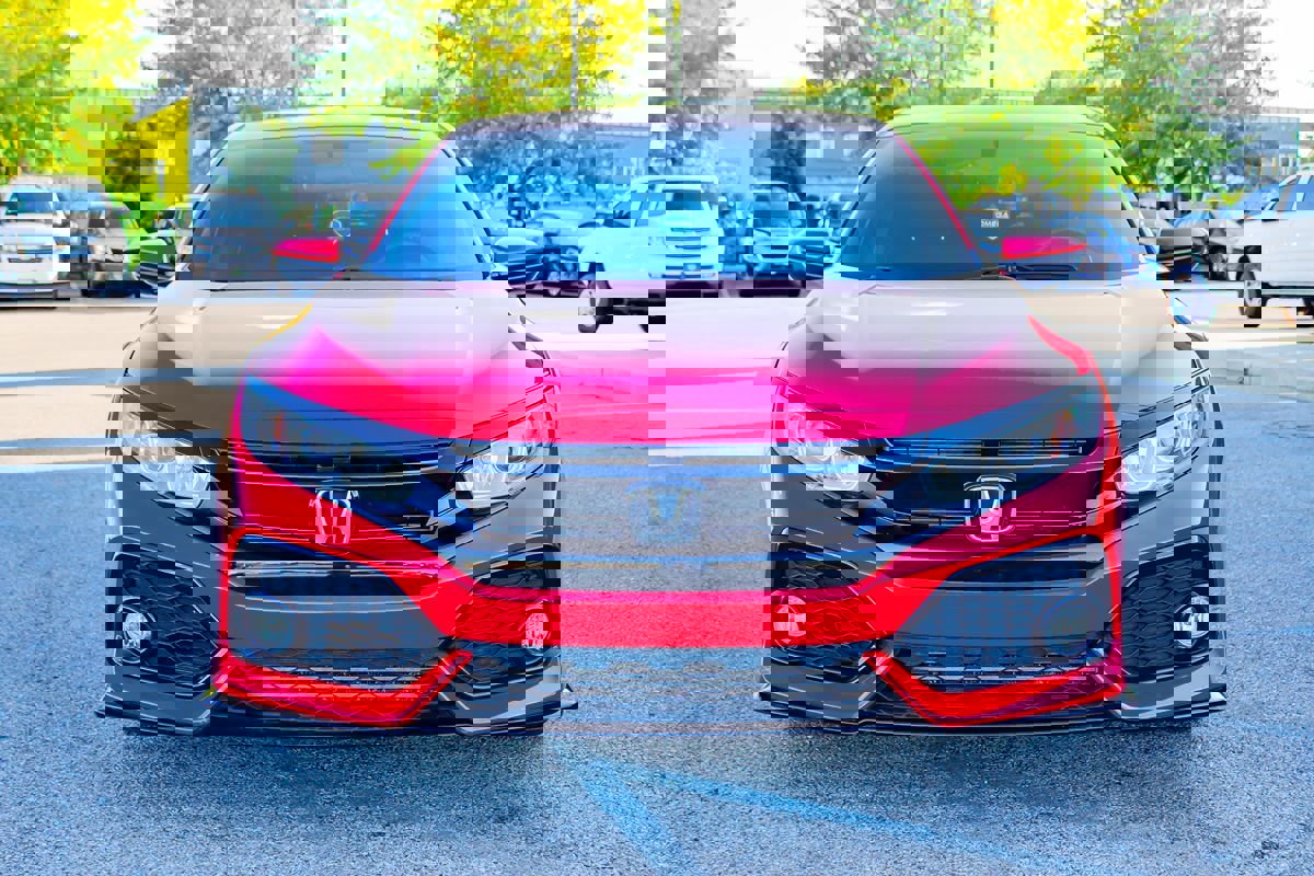 Used 2018 Honda Civic Sport image 2