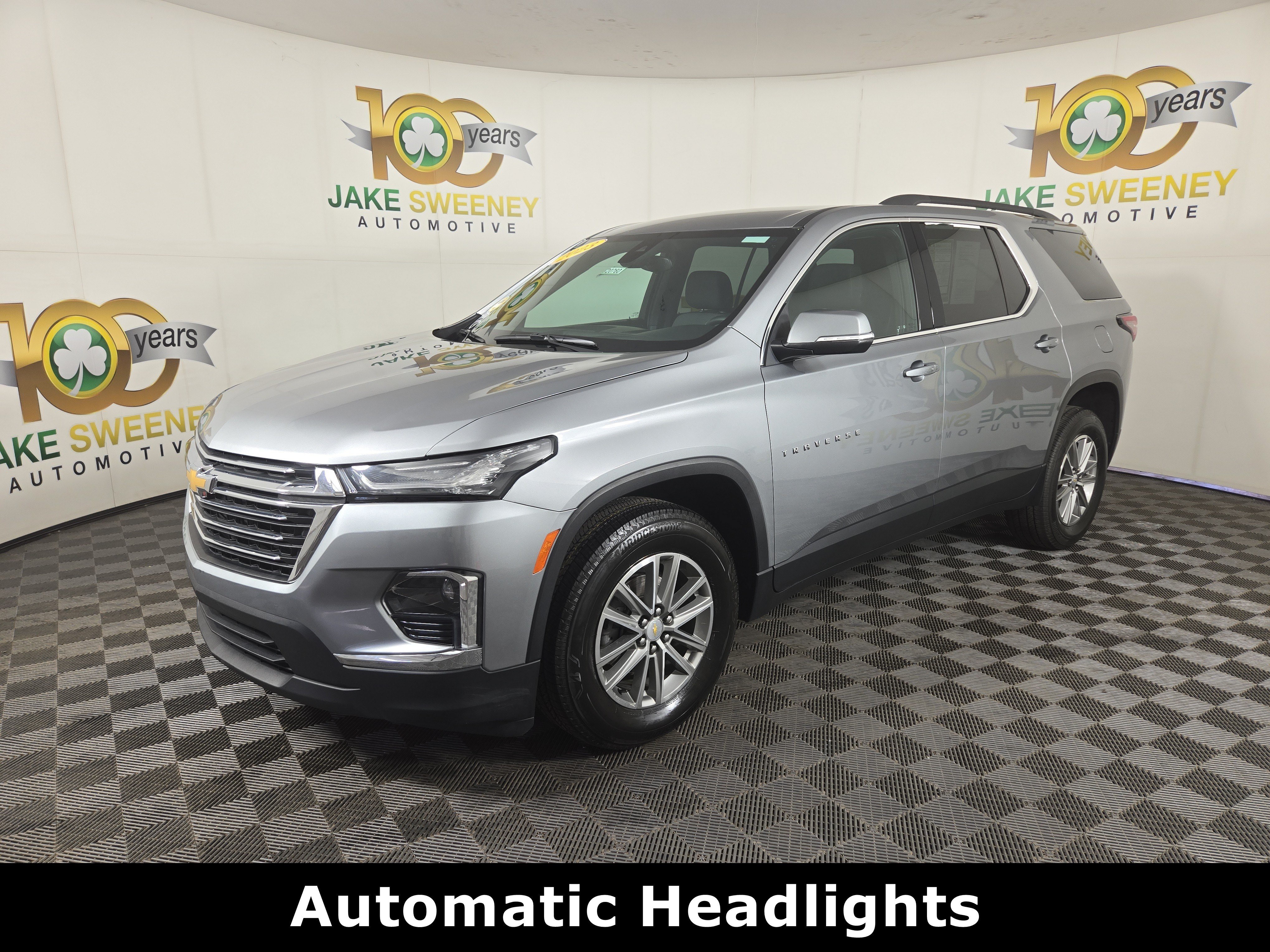 Certified 2023 Chevrolet Traverse LT FWD image 3