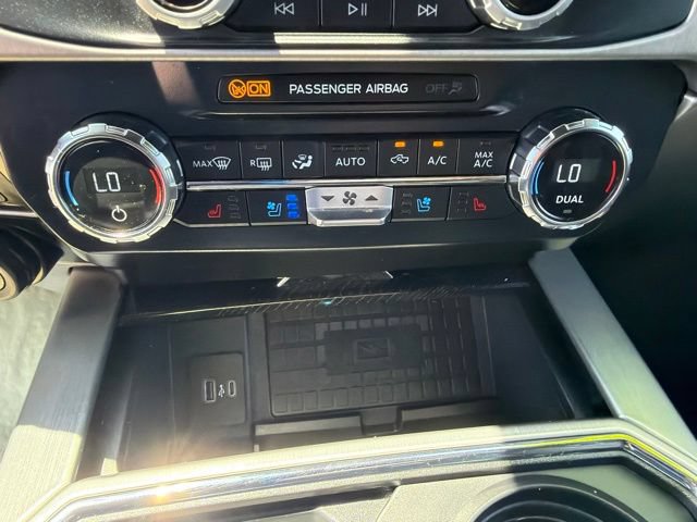 Used 2022 Ford F250 Platinum AWD/4WD image 13