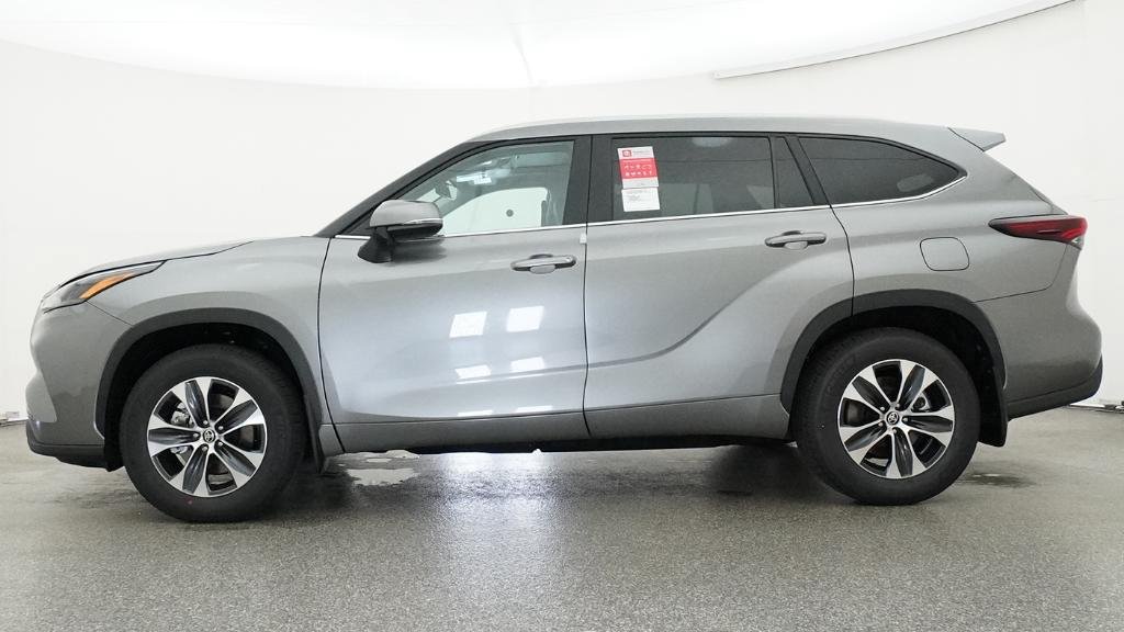 New 2026 Toyota Highlander XLE AWD/4WD image 6