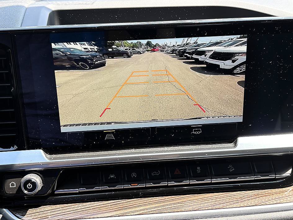 New 2026 Chevrolet Silverado 1500 RST w/ Z71 Off-Road Package AWD/4WD image 17