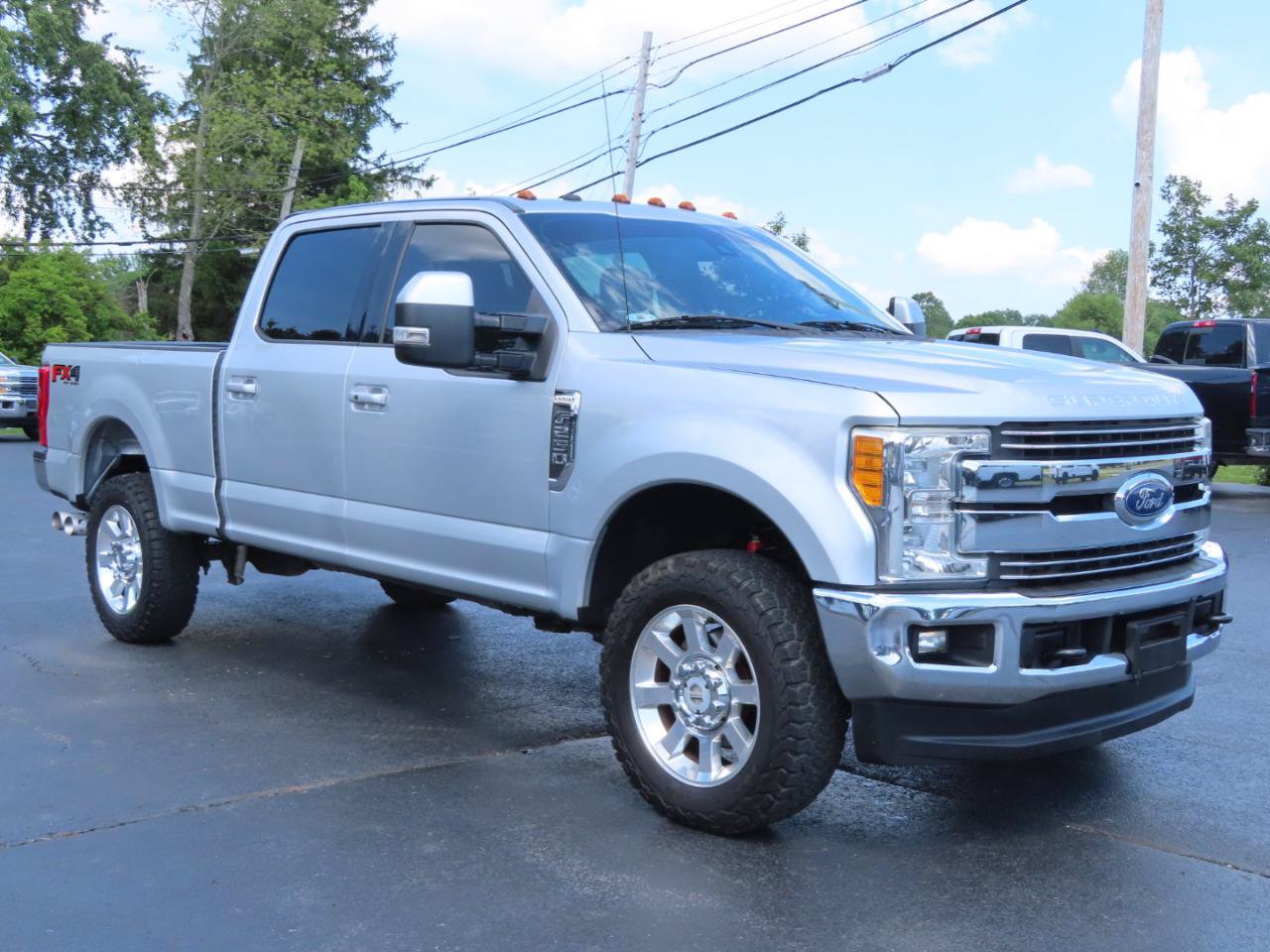 Used 2017 Ford F250 Lariat w/ Lariat Ultimate Package AWD/4WD image 8