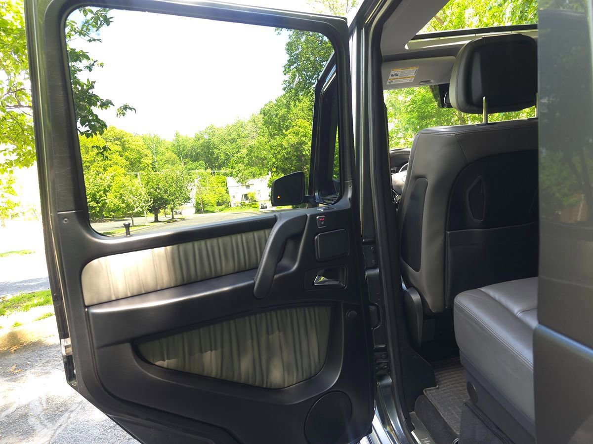 Used 2016 Mercedes-Benz G 550 image 25