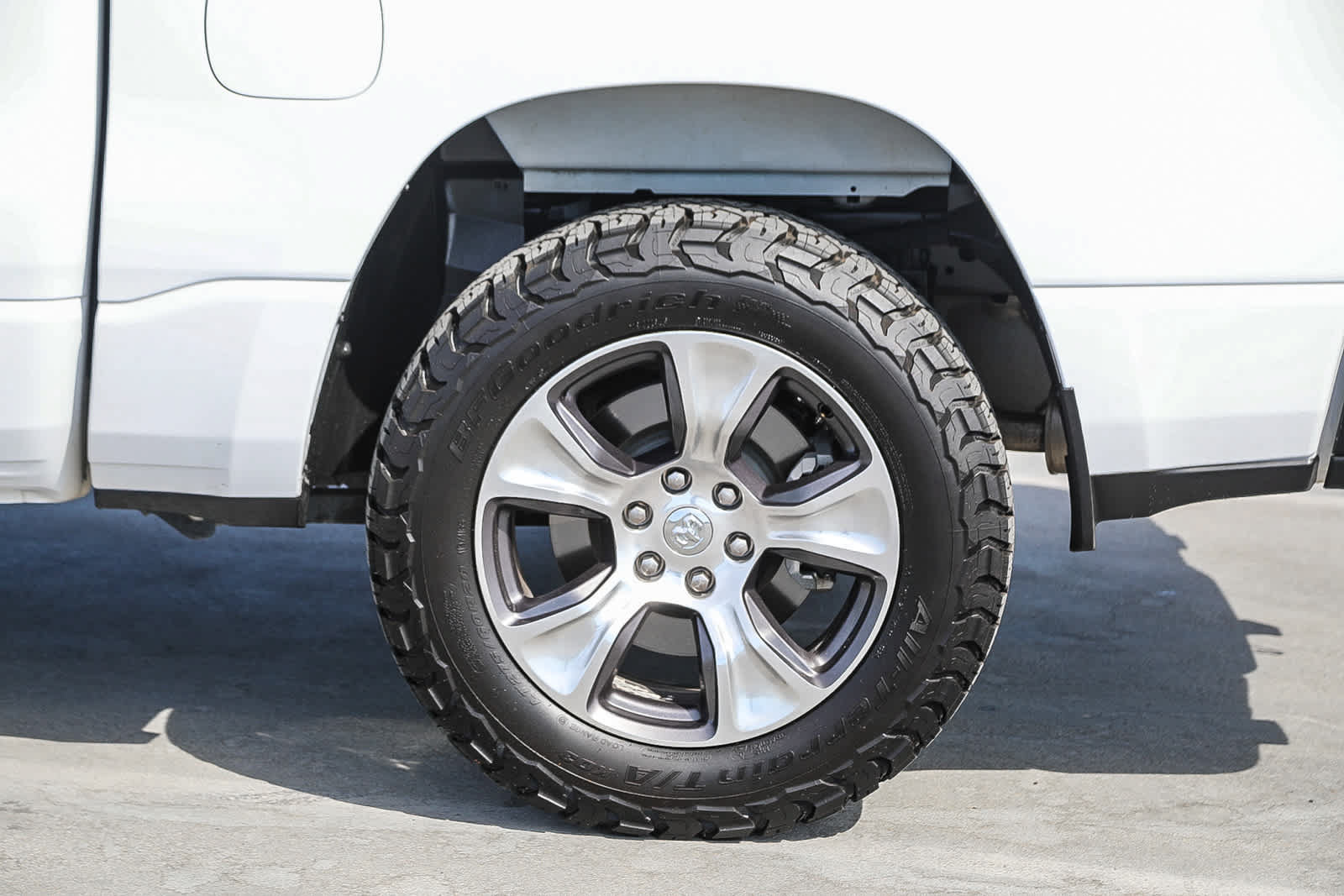 Used 2023 RAM 1500 Laramie AWD/4WD image 11