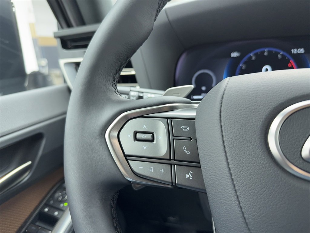 Used 2026 Lexus GX 550 image 31