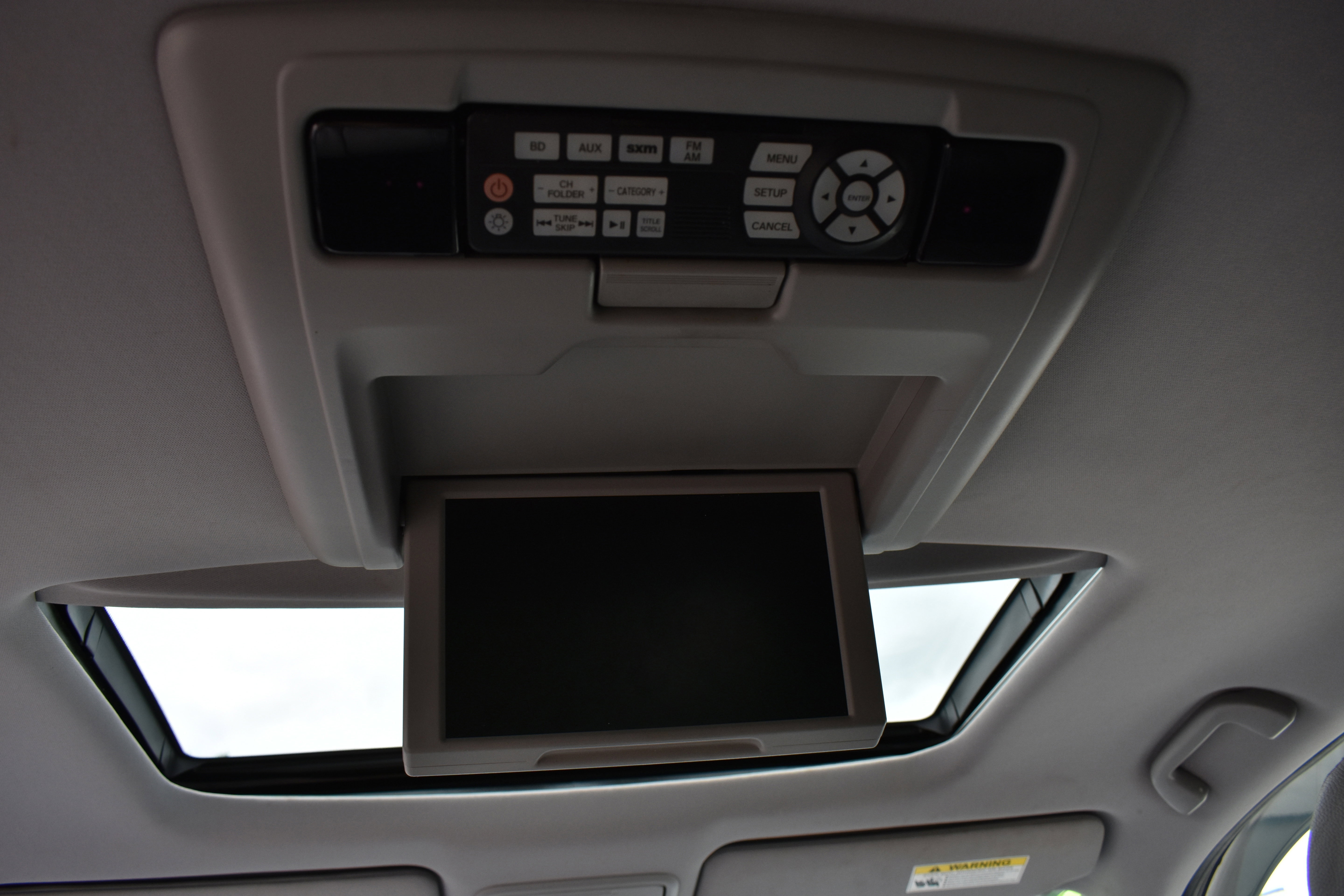 Certified 2018 Honda Pilot Touring image 32