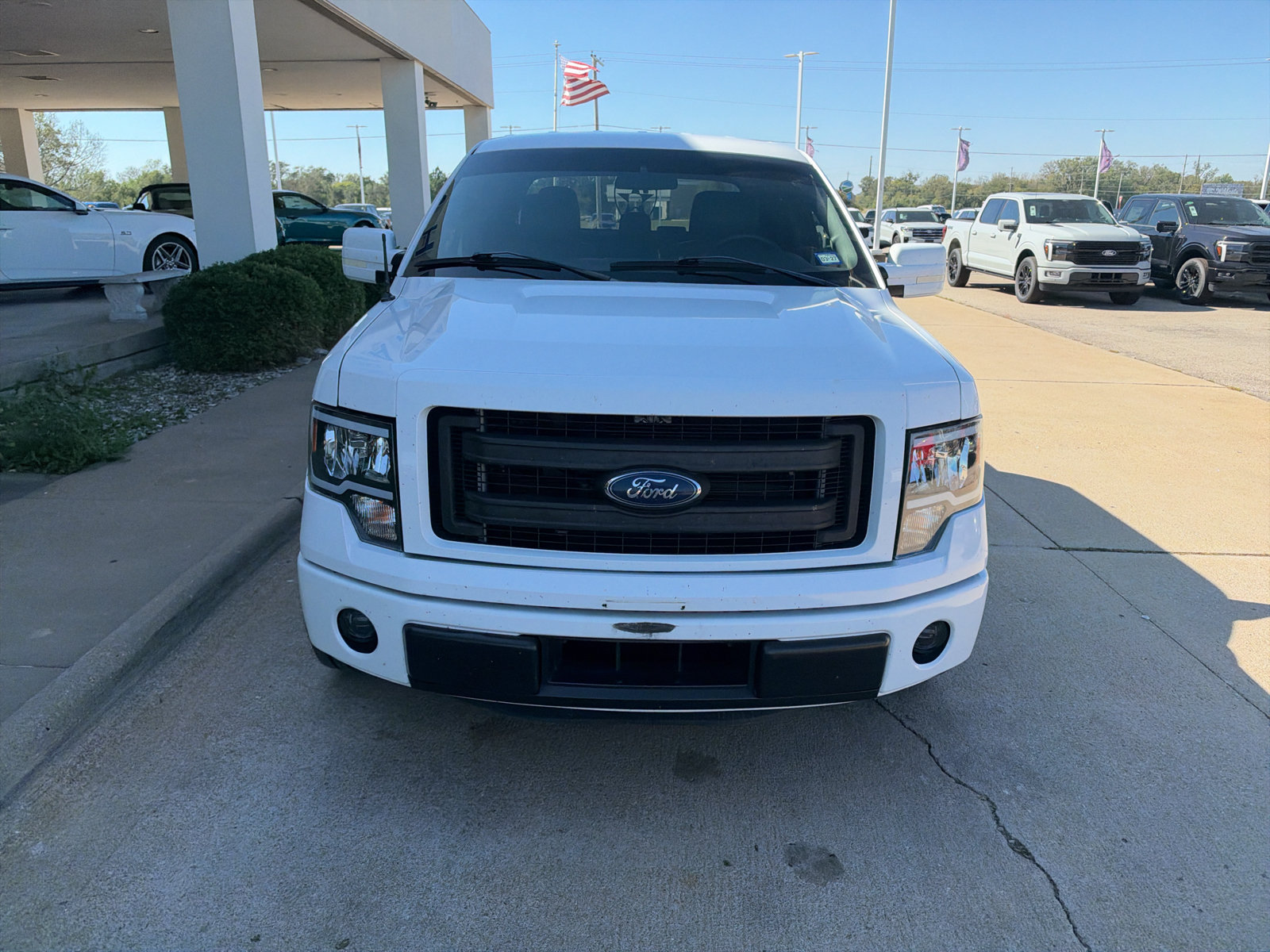 Used 2014 Ford F150 XLT RWD image 3