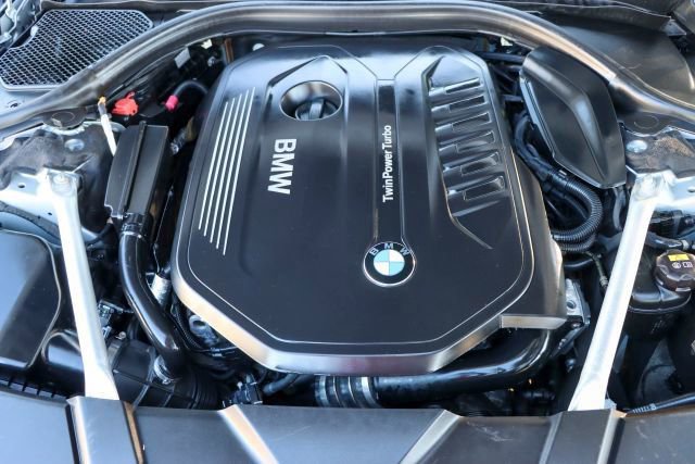 Used 2019 BMW 740i w/ Executive Package image 41