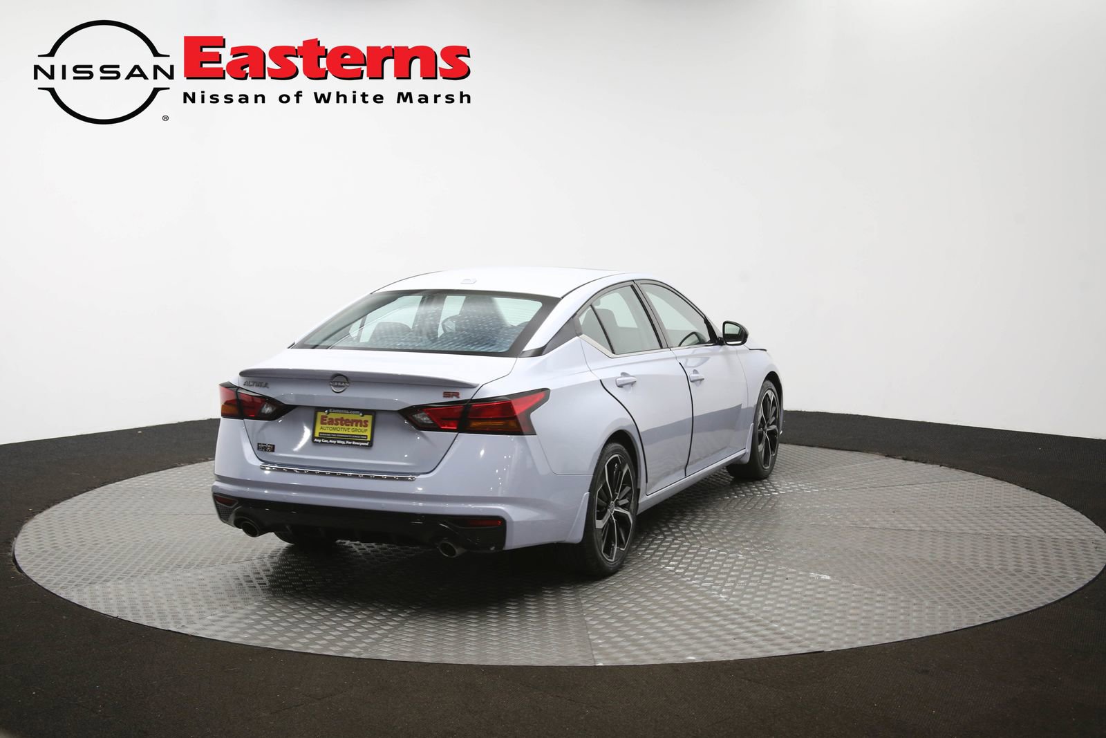 Used 2023 Nissan Altima 2.5 SR w/ SR Premium Package FWD image 39