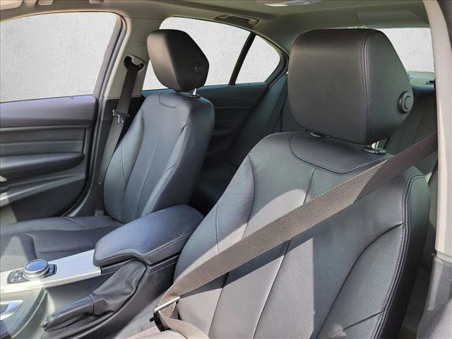 Used 2014 BMW 320i Sedan RWD image 13