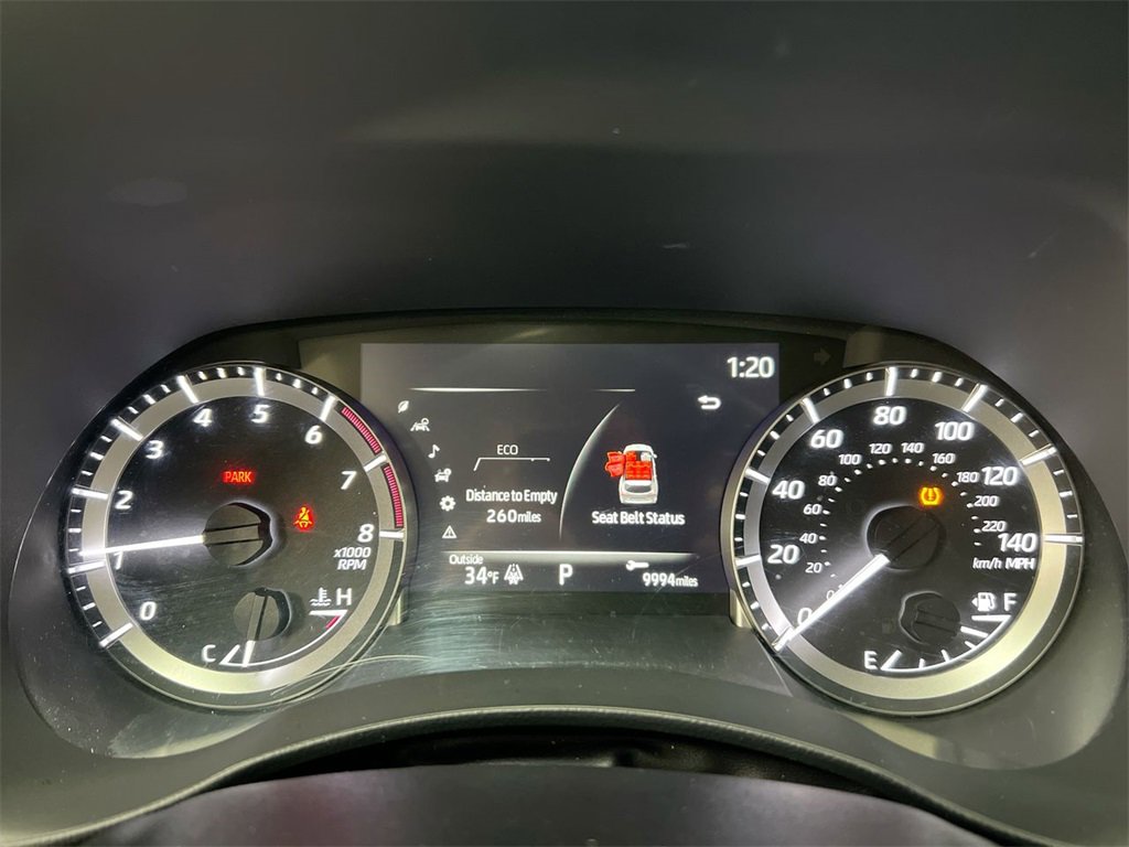 Used 2023 Toyota Highlander LE image 11