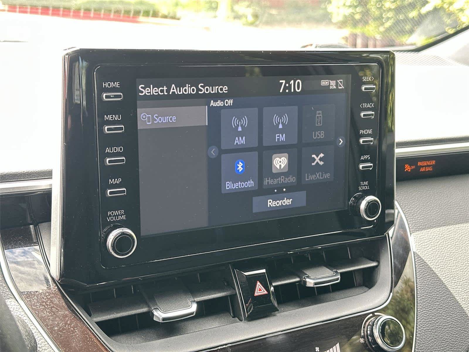 Used 2020 Toyota Corolla SE FWD image 17