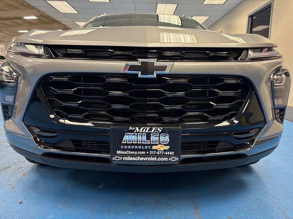 Used 2024 Chevrolet Trax ACTIV w/ Sunroof Package FWD image 14