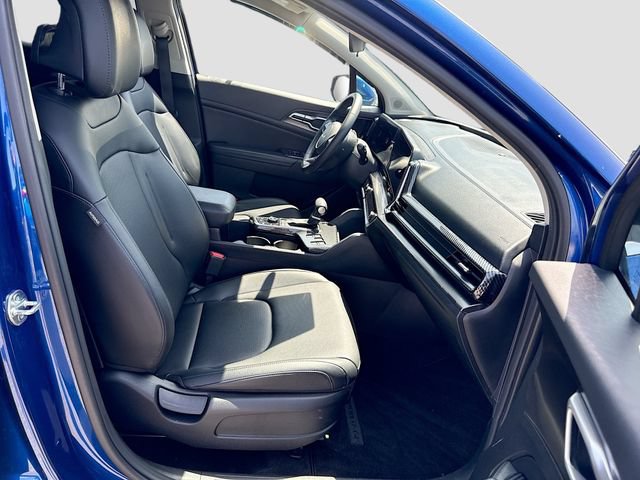 Used 2024 Kia Sportage EX FWD image 28