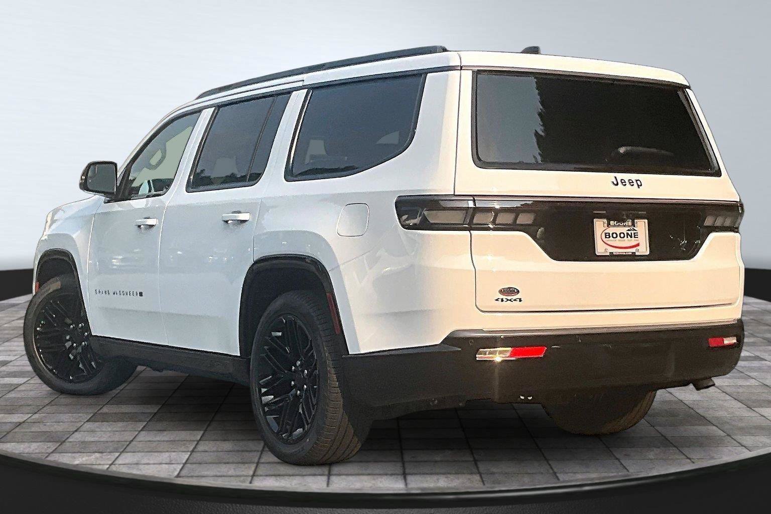 New 2026 Jeep Grand Wagoneer Limited AWD/4WD image 4