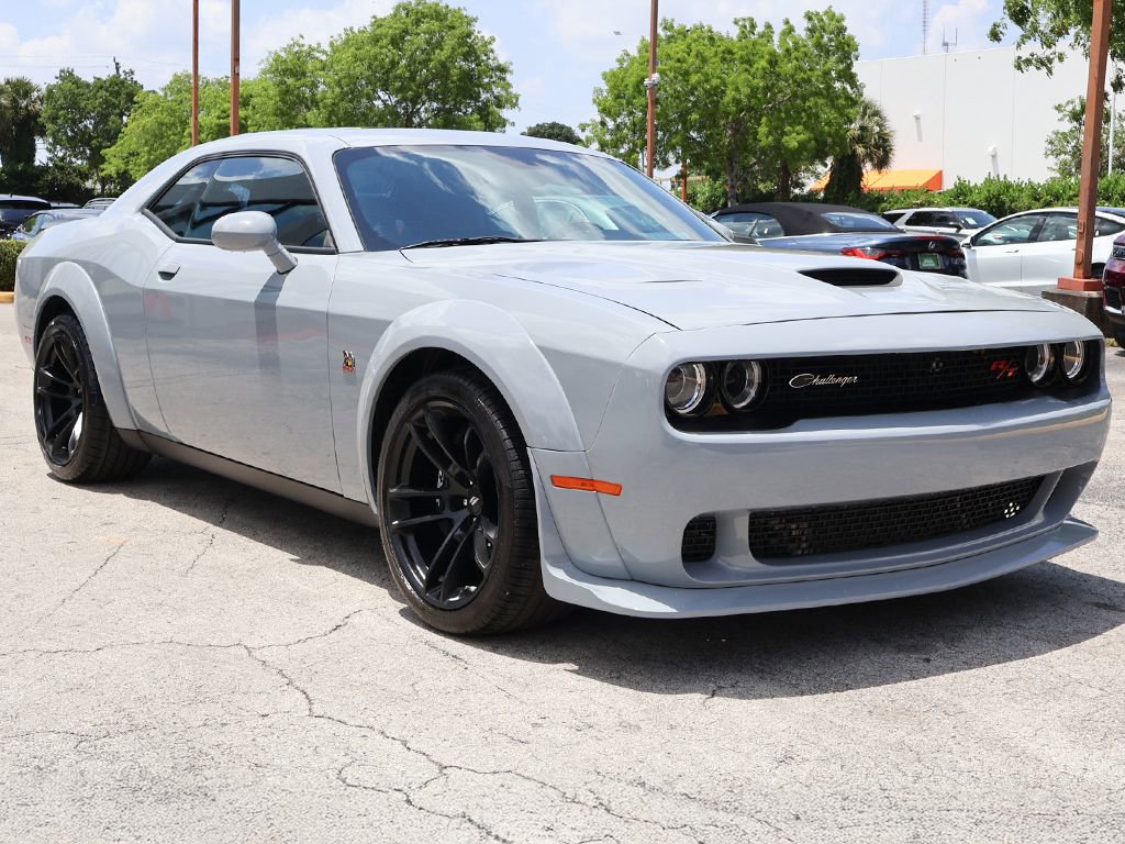 Used 2022 Dodge Challenger R/T Scat Pack RWD image 42