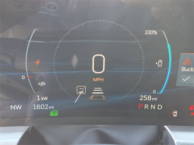 New 2025 Cadillac Lyriq Luxury image 23