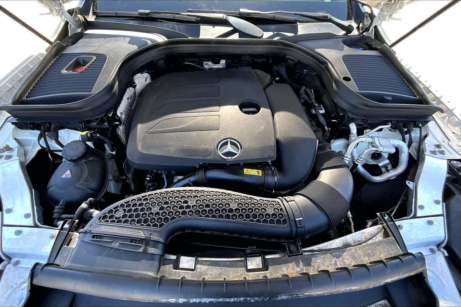 Used 2021 Mercedes-Benz GLC 300 image 32