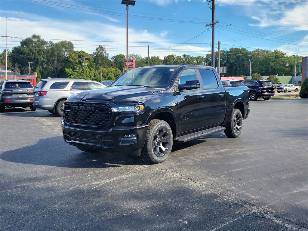 New 2026 RAM 1500 4x4 Crew Cab image 2