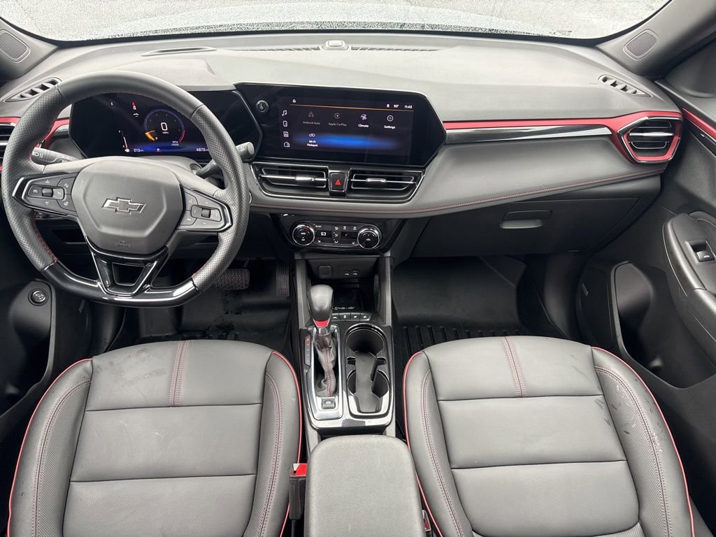 Used 2025 Chevrolet TrailBlazer RS w/ Convenience Package FWD image 24