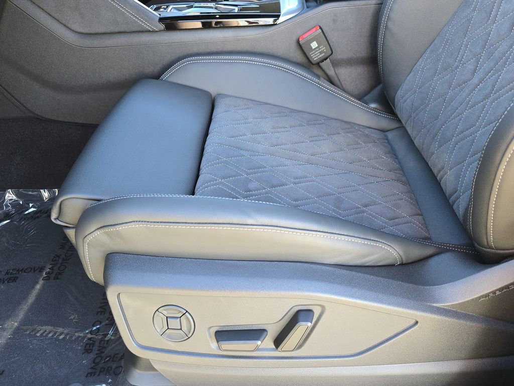 Certified 2025 Audi SQ5 Premium Plus image 17