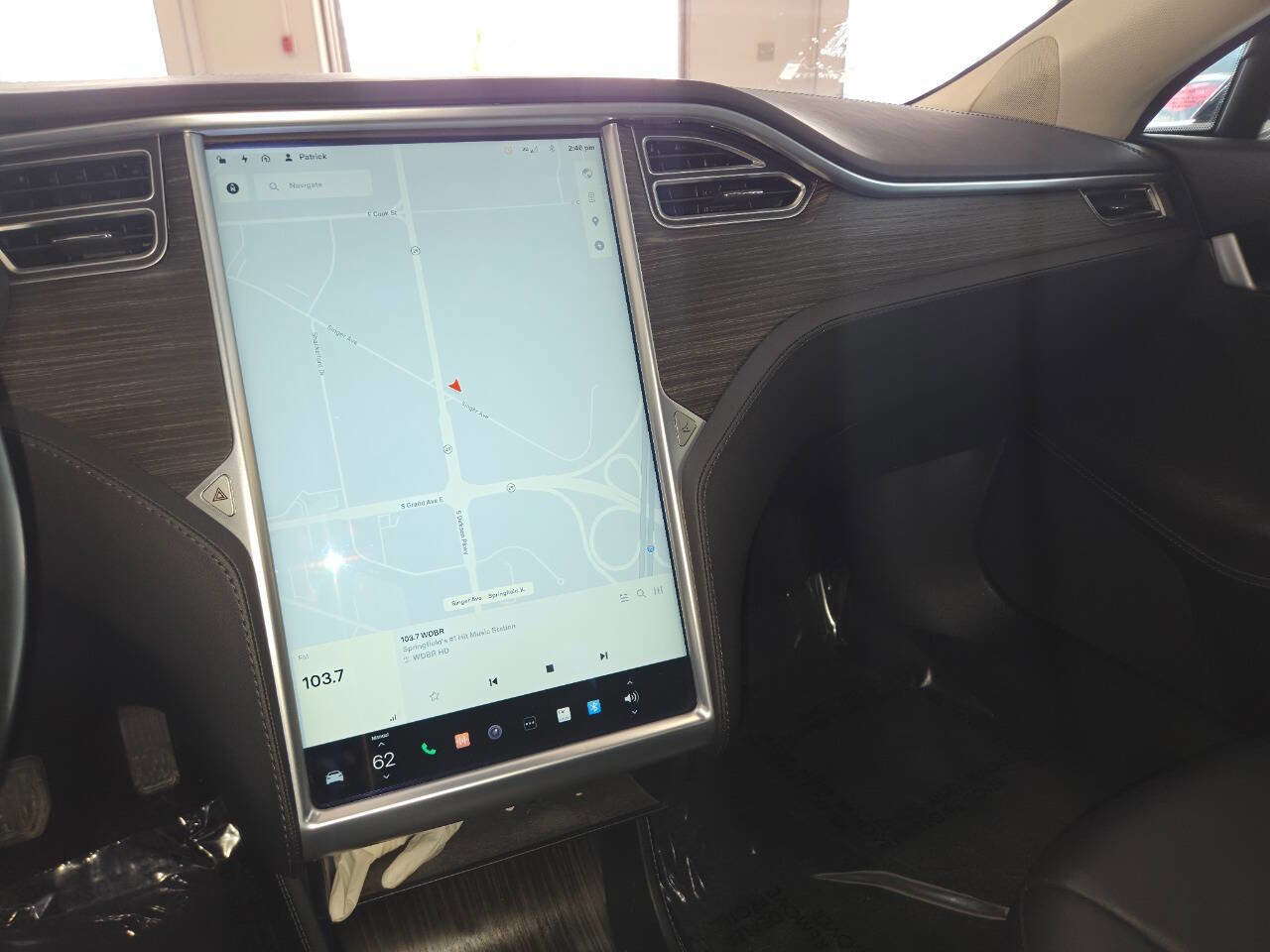 Used 2015 Tesla Model S 85D AWD/4WD image 31