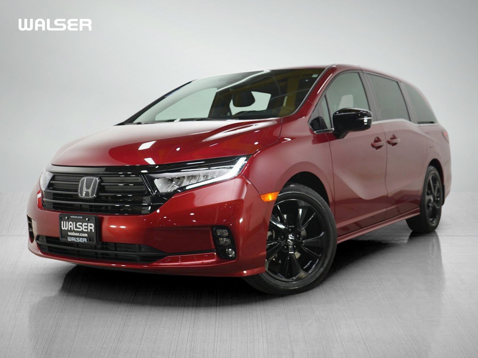 Used 2024 Honda Odyssey Sport image 1