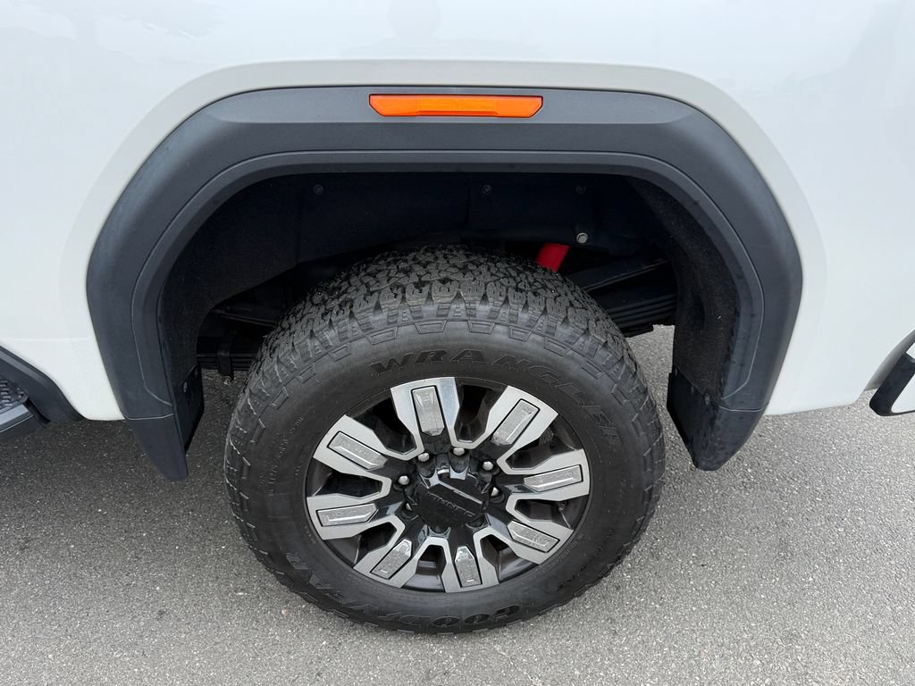Used 2024 GMC Sierra 3500 Denali w/ Denali Reserve Package AWD/4WD image 11