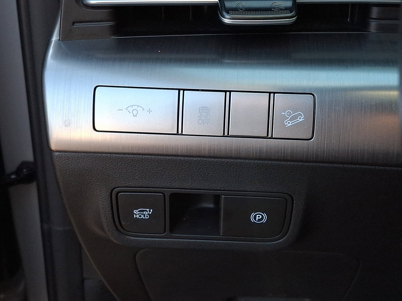 Certified 2024 Hyundai Kona Limited AWD/4WD image 28