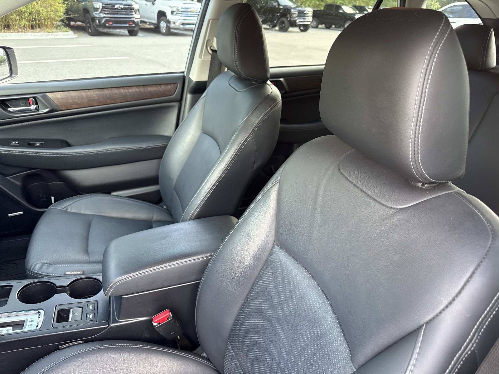 Used 2017 Subaru Outback 3.6R Limited AWD/4WD image 20