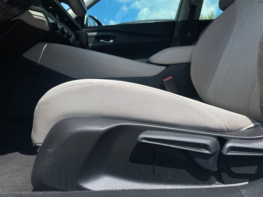 Certified 2025 Honda Accord LX image 24