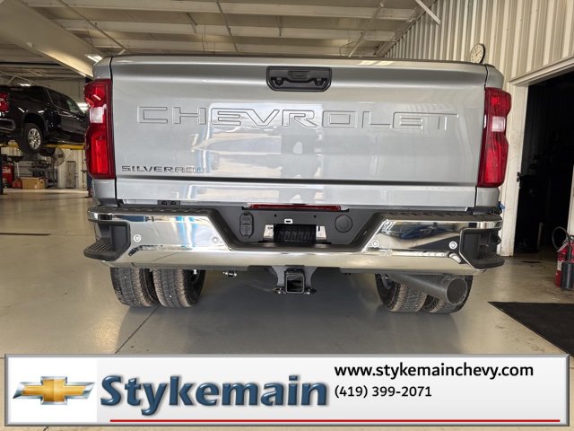 New 2026 Chevrolet Silverado 3500 W/T image 14