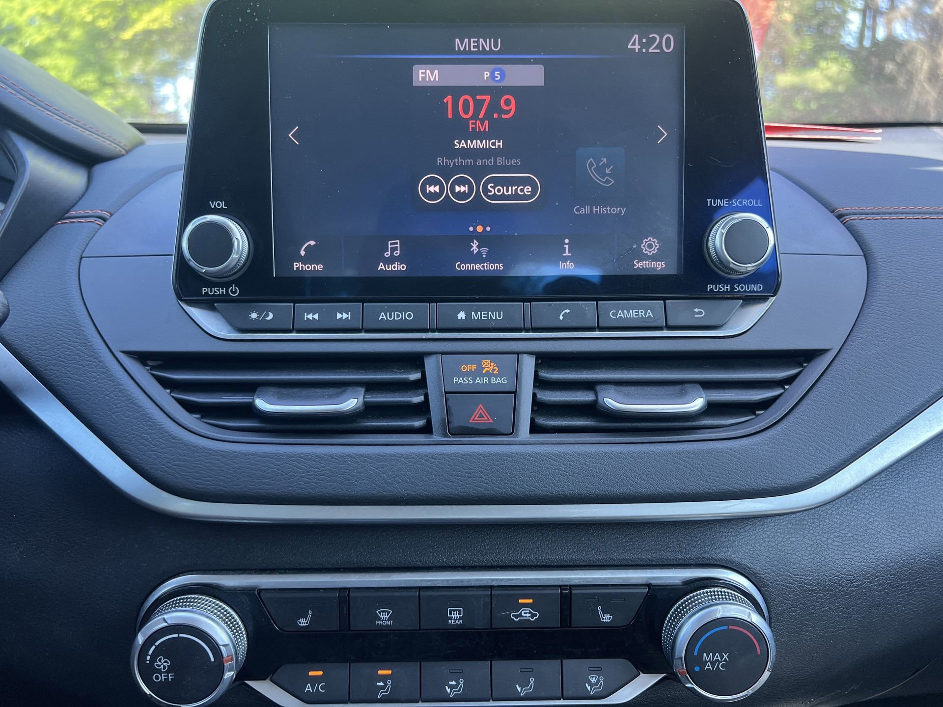 Used 2021 Nissan Altima 2.5 SR w/ SR Premium Package image 5