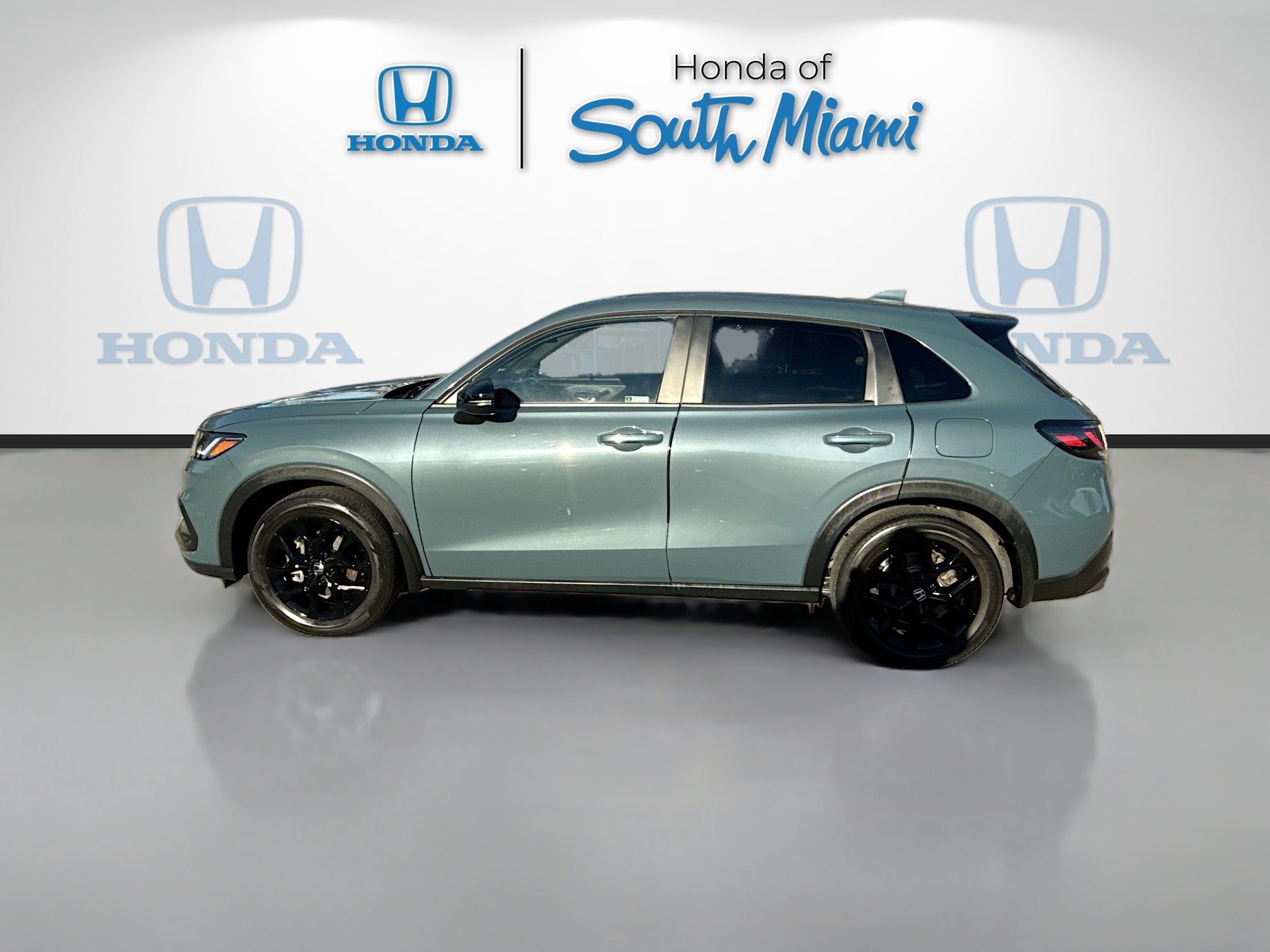 Certified 2023 Honda HR-V Sport image 4